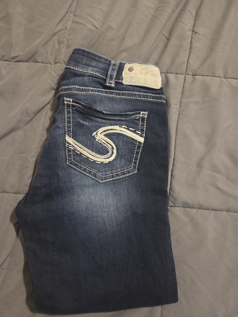 Silver Jeans Women’s Dark Blue Straight Capri Jeans
